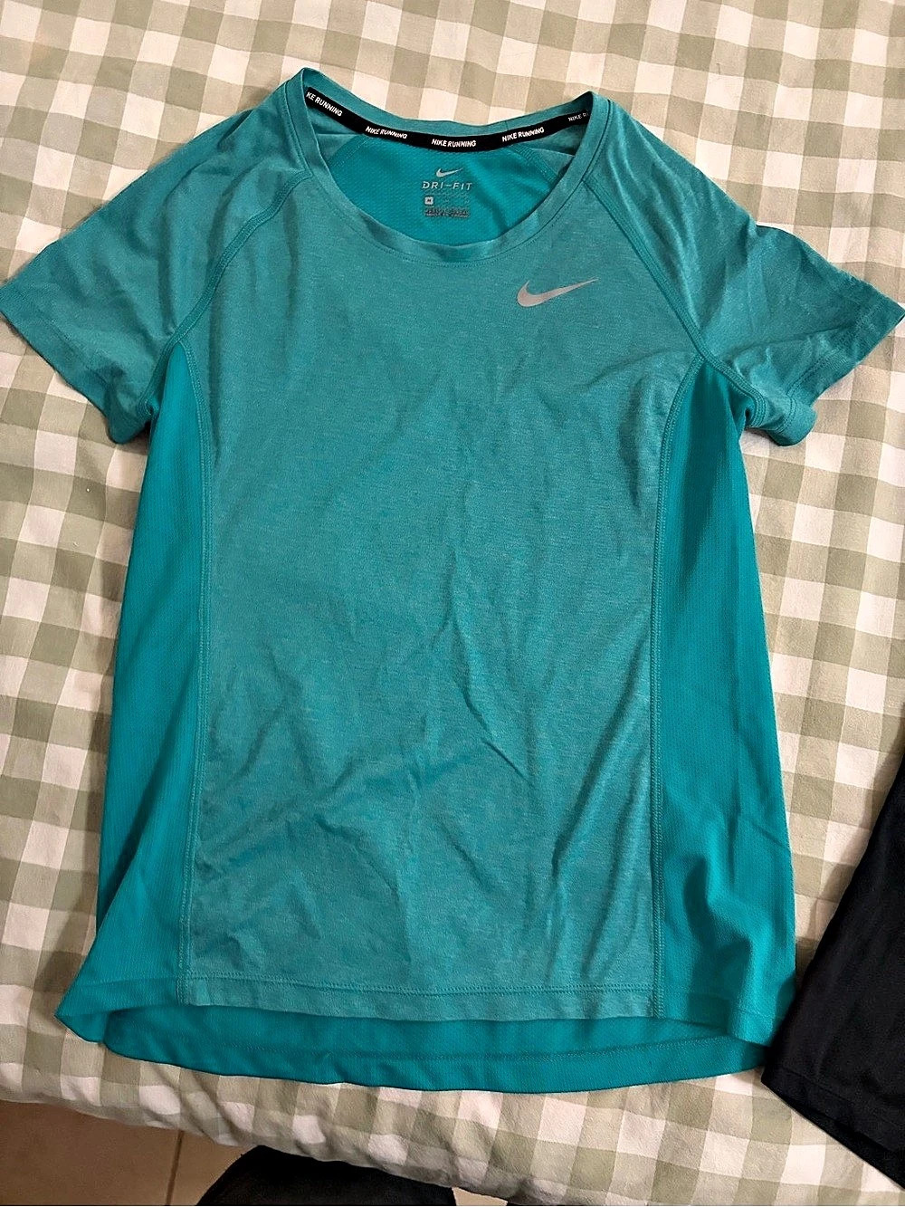 Bundle of 2 Nike Running Dri-FIT Tops, Teal & Black, Women's Size M